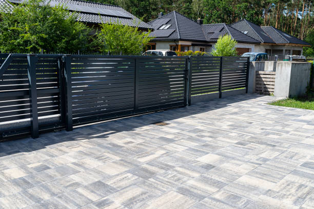 Best Interlocking Driveway Pavers  in Franklin, OH